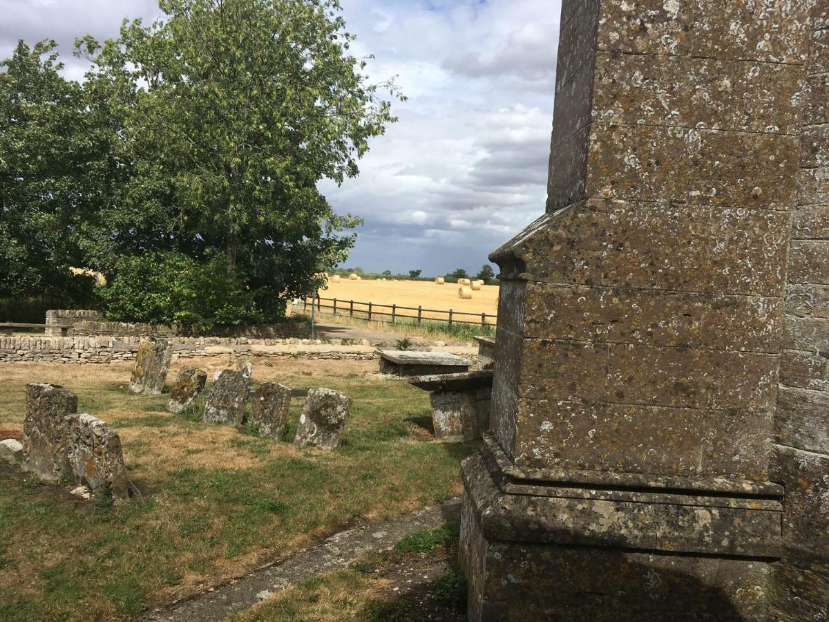 The Manor Farm Alderton Villa Chippenham  Exterior foto